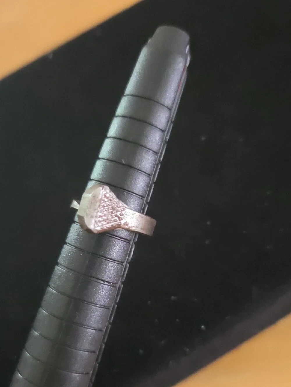 Horseshoe Nail Ring Sz4